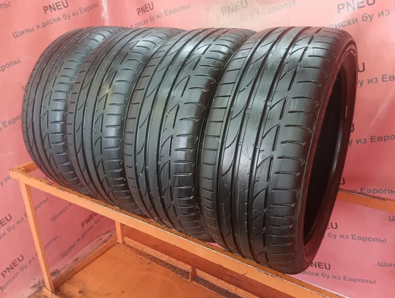 Комплект б/у шин 225/40 R19 Bridgestone Potenza S001