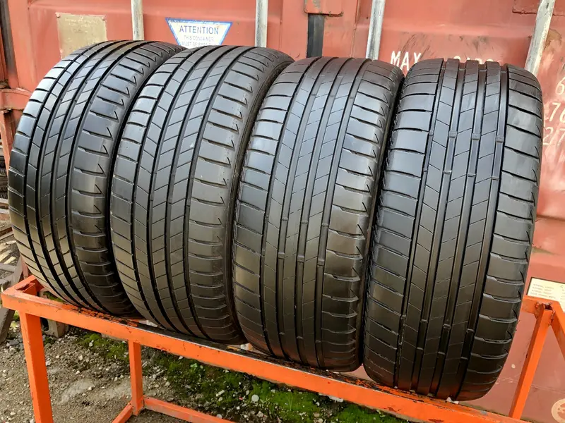 Комплект б/у шин 225/40 R19 Bridgestone Turanza T005, фото 1