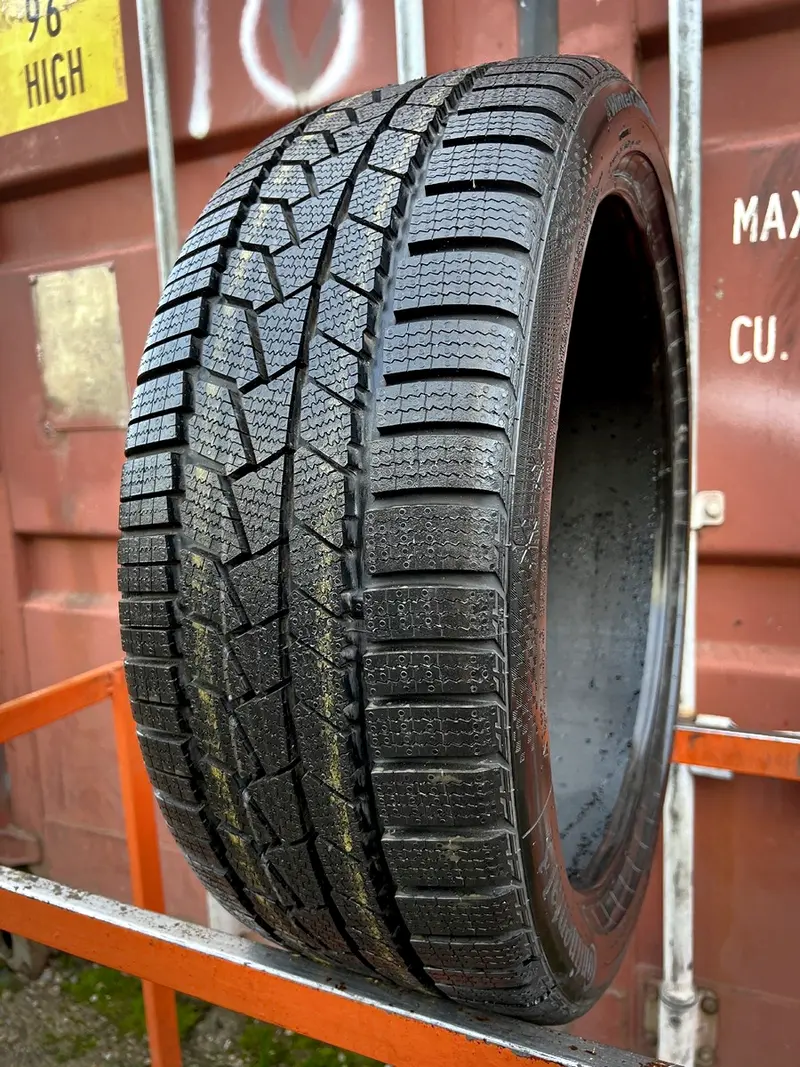 Б/у шина 225/40 R19 Continental ContiWinterContact TS 860S, фото 1