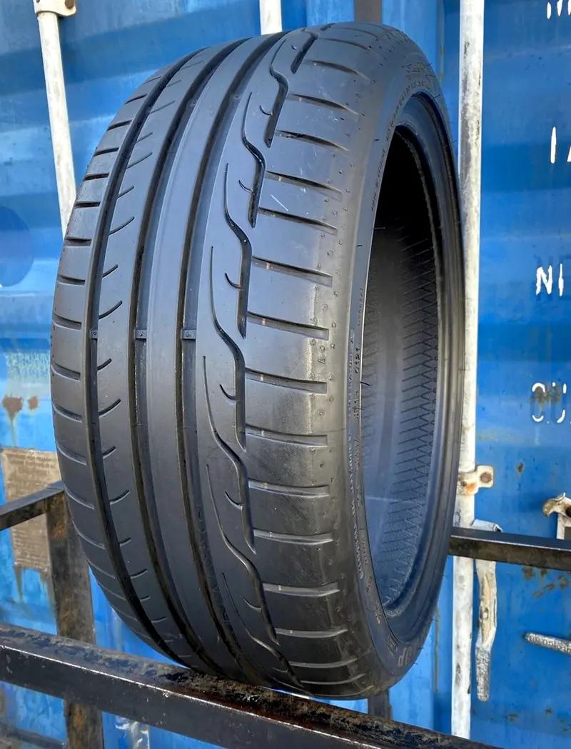 Б/у шина 225/40 R19 Dunlop SP Sport Maxx RT