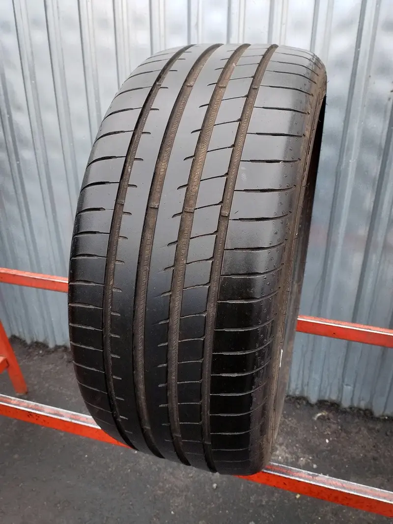 Б/у шина 225/40 R19 Goodyear Eagle F1 Asymmetric 3