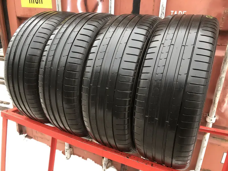 Комплект б/у шин 225/40 R20 Pirelli P Zero PZ4 RunFlat