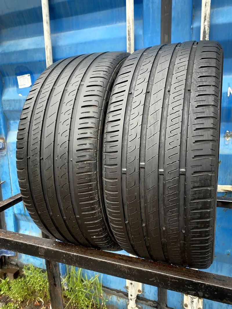 Пара б/у шин 225/45 R17 Barum Bravuris 5HM