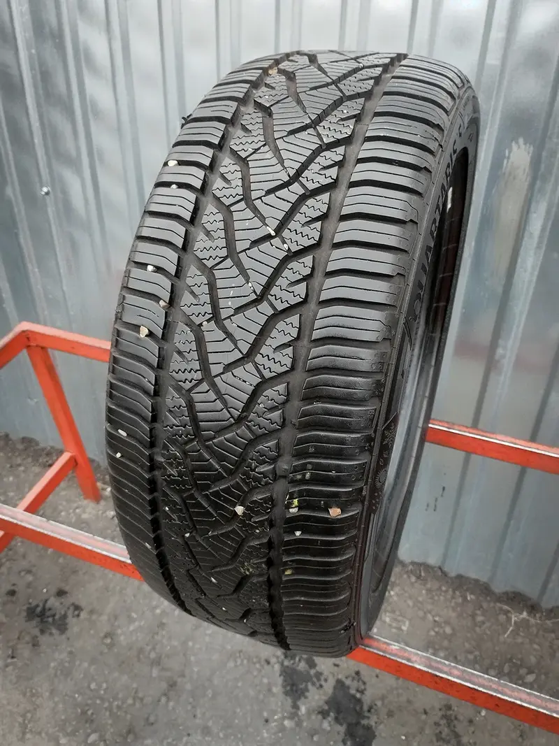 Б/у шина 225/45 R17 Barum Quartaris 5, фото 1