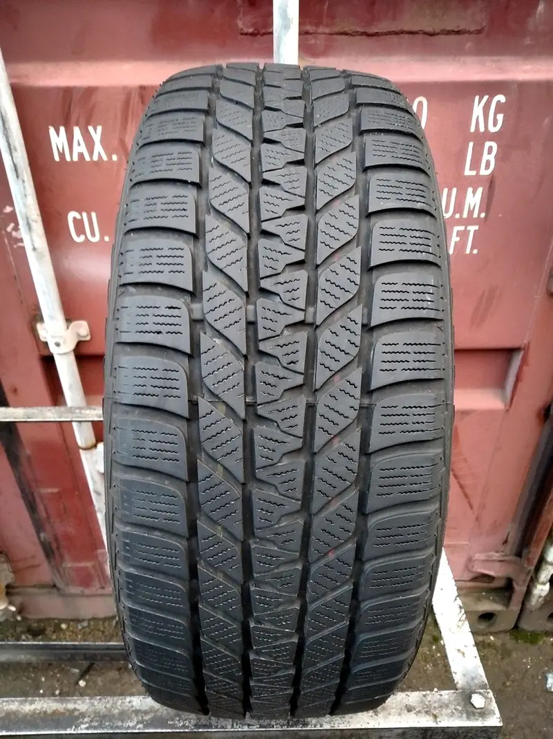 Б/у шина 225/45 R17 Bridgestone Blizzak LM25 RunFlat