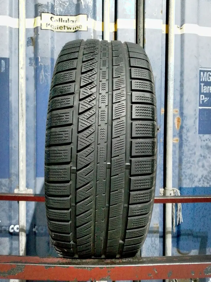 Б/у шина 225/45 R17 Bridgestone Blizzak LM30