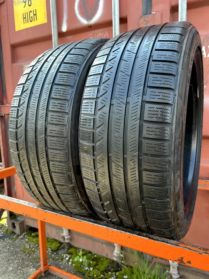 Пара б/у шин 225/45 R17 Bridgestone Blizzak LM35, фото 1