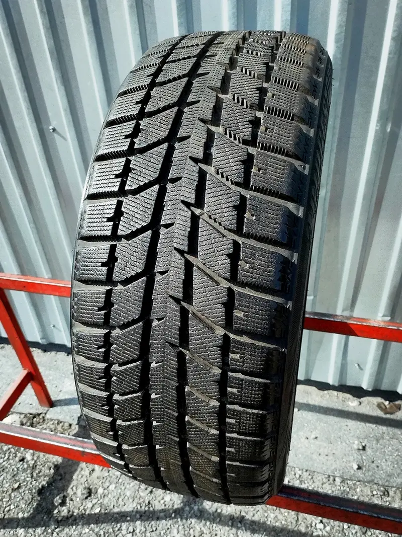 Б/у шина 225/45 R17 Bridgestone Blizzak WS-70