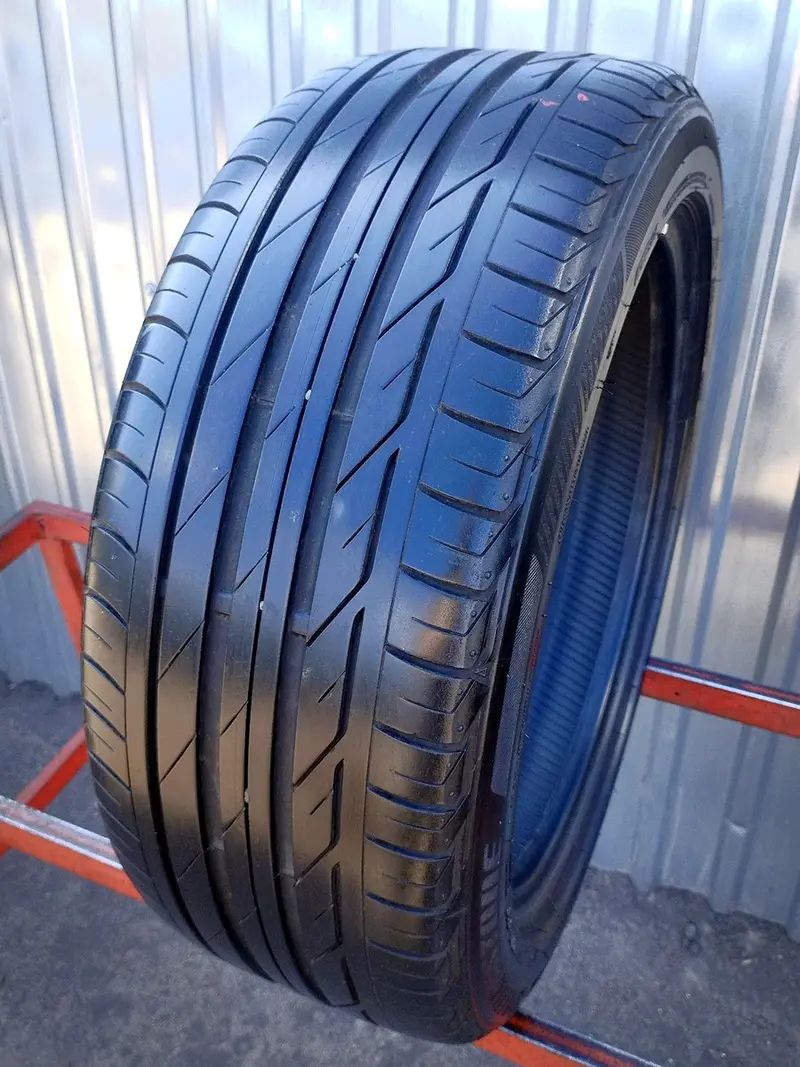 Б/у шина 225/45 R17 Bridgestone Turanza T001 MO Extended