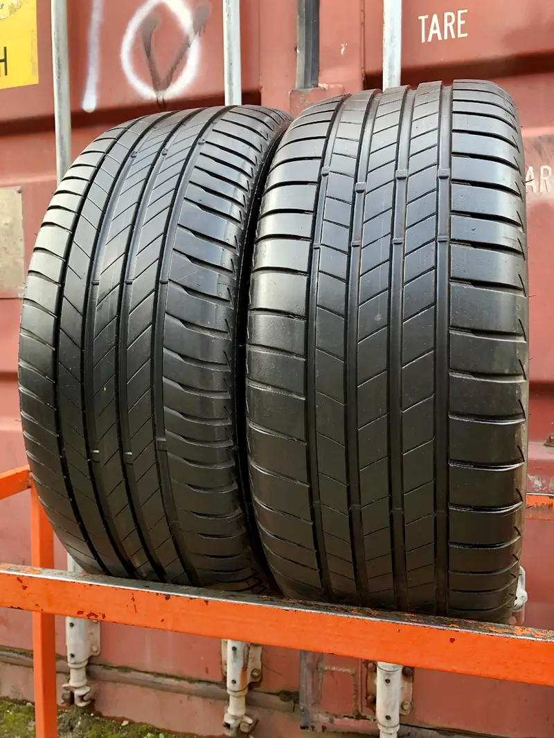 Пара б/у шин 225/45 R17 Bridgestone Turanza T005