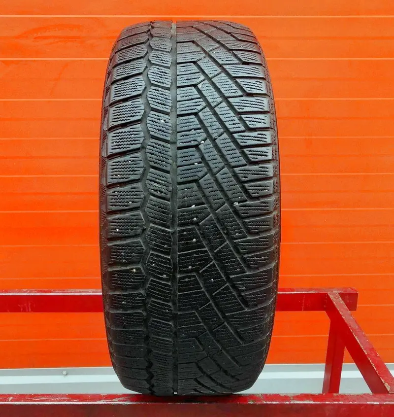 Б/у шина 225/45 R17 Continental ContiVikingContact 5