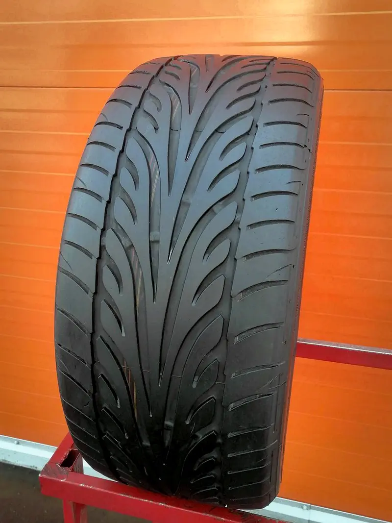 Б/у шина 225/45 R17 Dunlop SP Sport 9000