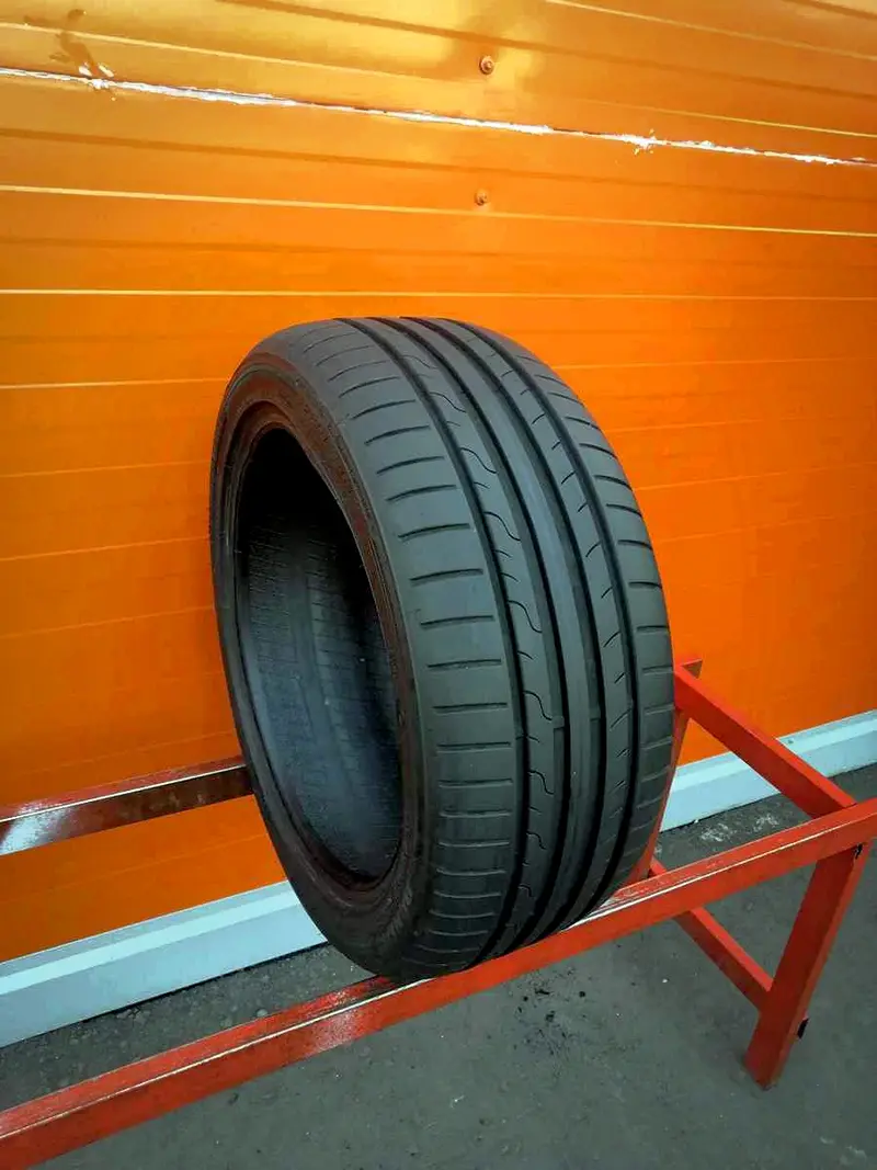 Б/у шина 225/45 R17 Dunlop SP Sport BluResponse