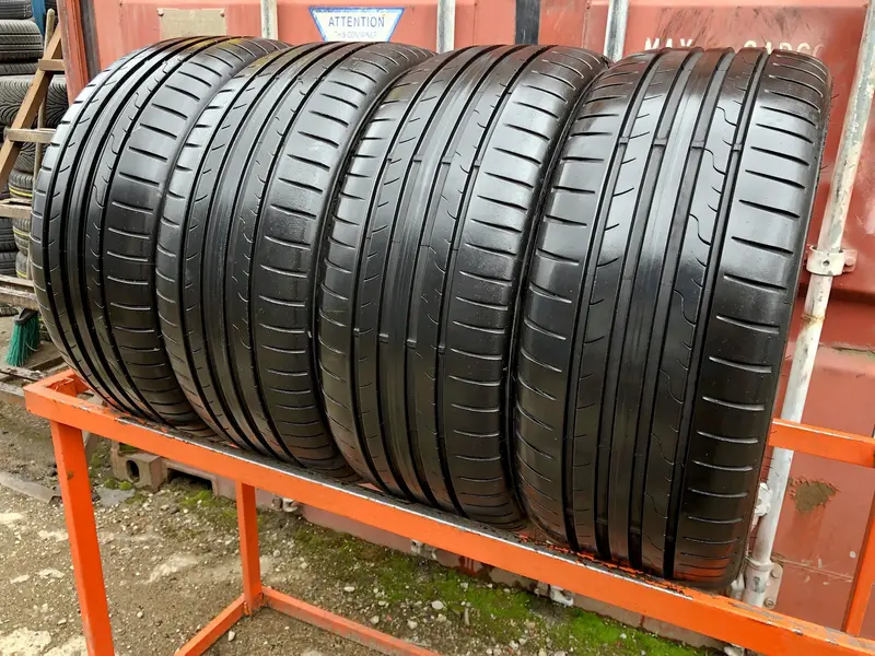 Комплект б/у шин 225/45 R17 Dunlop SP Sport BluResponse