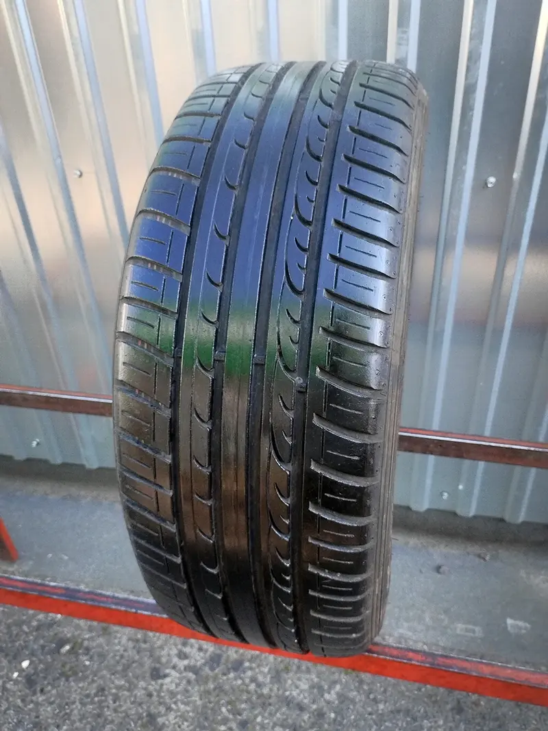 Б/у шина 225/45 R17 Dunlop SP Sport FastResponse, фото 1