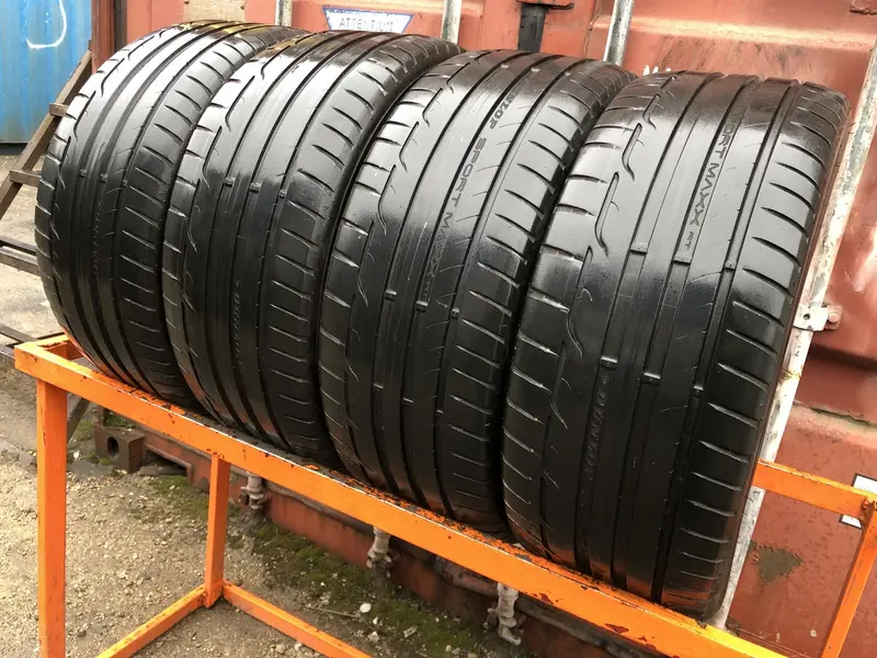 Комплект б/у шин 225/45 R17 Dunlop SP Sport Maxx RT