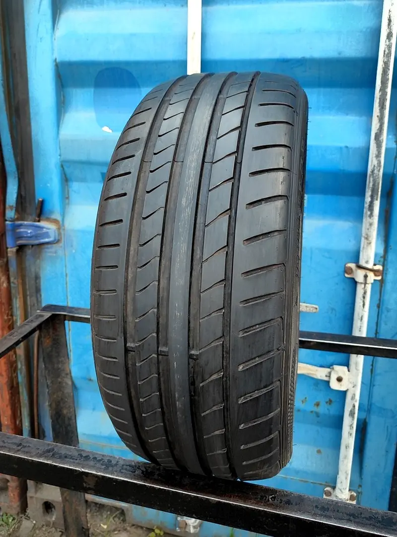 Б/у шина 225/45 R17 Dunlop SP Sport Maxx TT MO