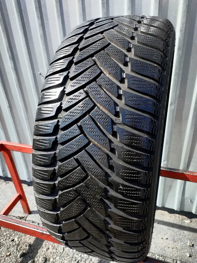 Б/у шина 225/45 R17 Dunlop SP Winter Sport M3 RunFlat