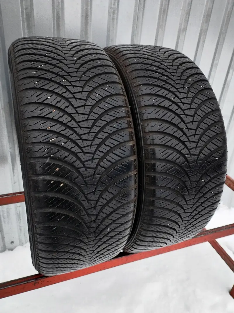 Пара б/у шин 225/45 R17 Falken EuroAll Season AS210