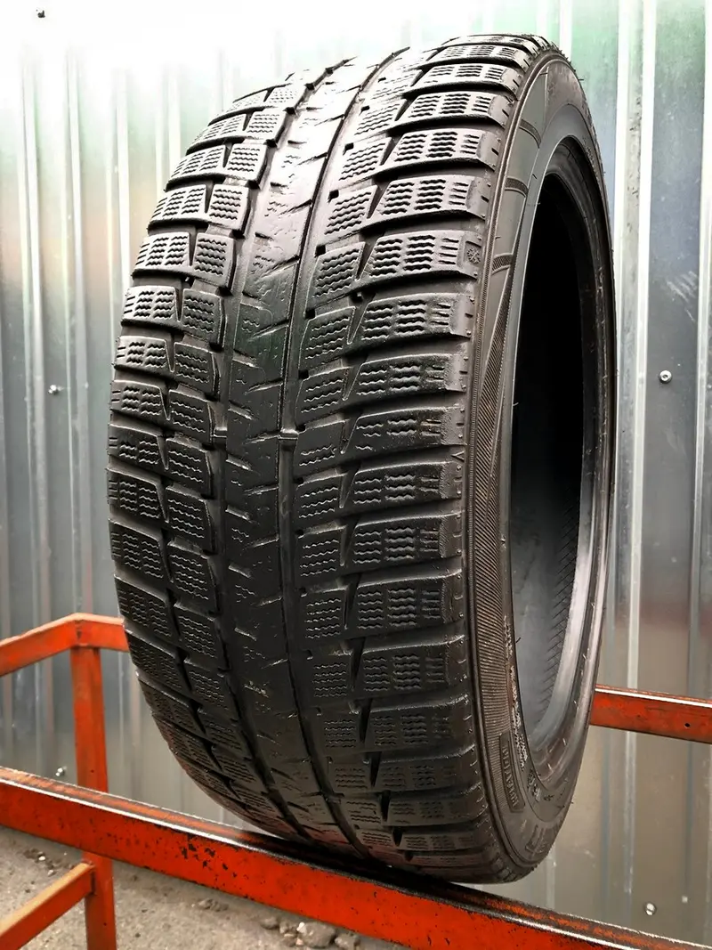 Б/у шина 225/45 R17 Falken Eurowinter HS-449, фото 1