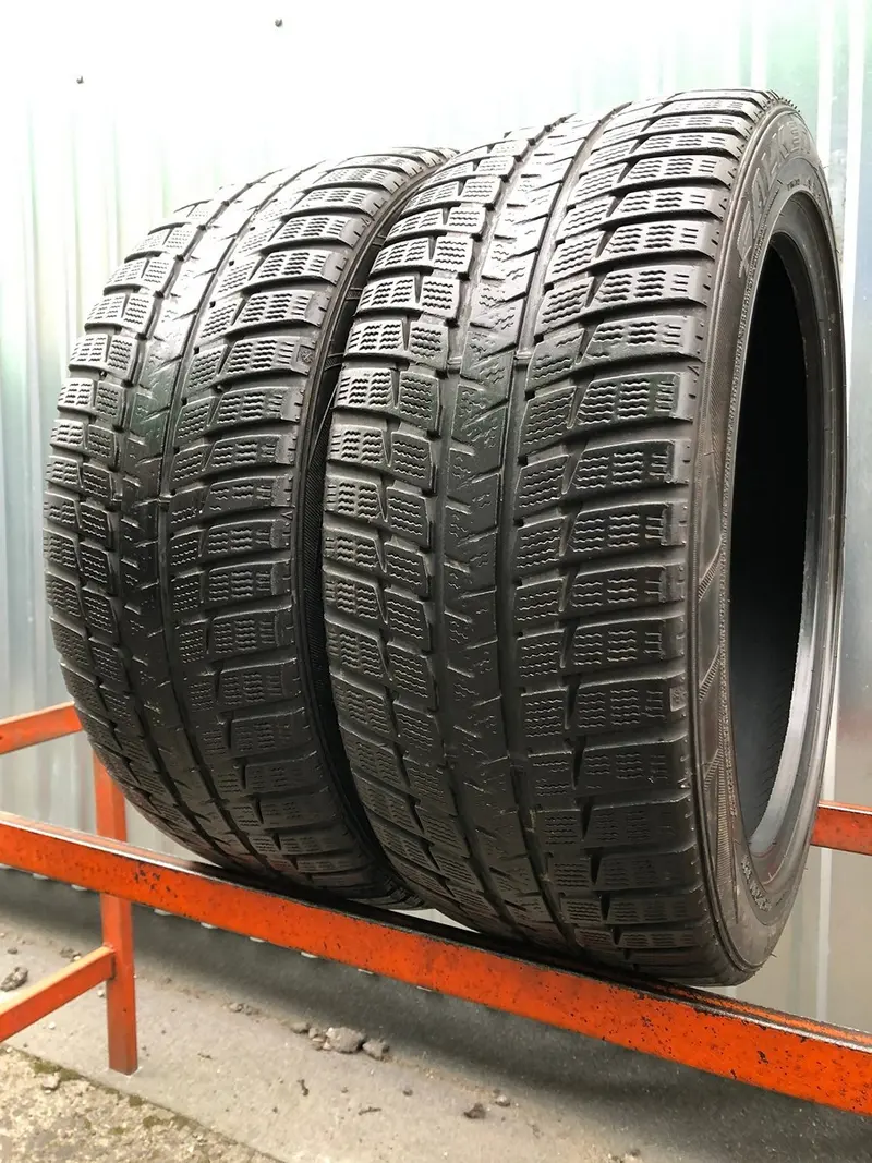 Пара б/у шин 225/45 R17 Falken Eurowinter HS-449, фото 1