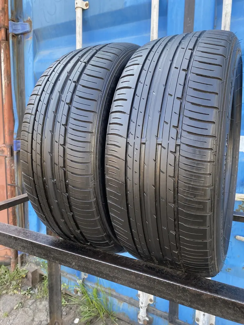 Пара б/у шин 225/45 R17 Falken Ziex ZE-914