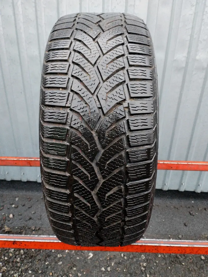 Б/у шина 225/45 R17 General Altimax winter