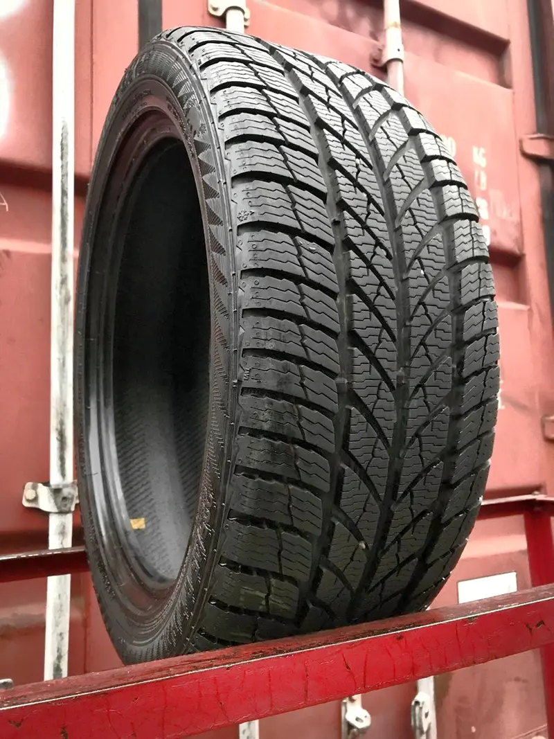 Б/у шина 225/45 R17 Gislaved Euro Frost 5