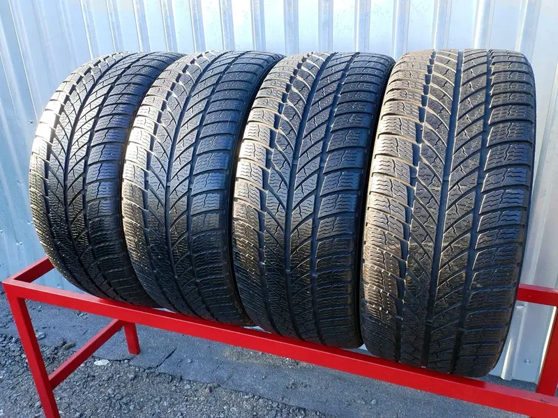 Комплект б/у шин 225/45 R17 Gislaved Euro Frost 5