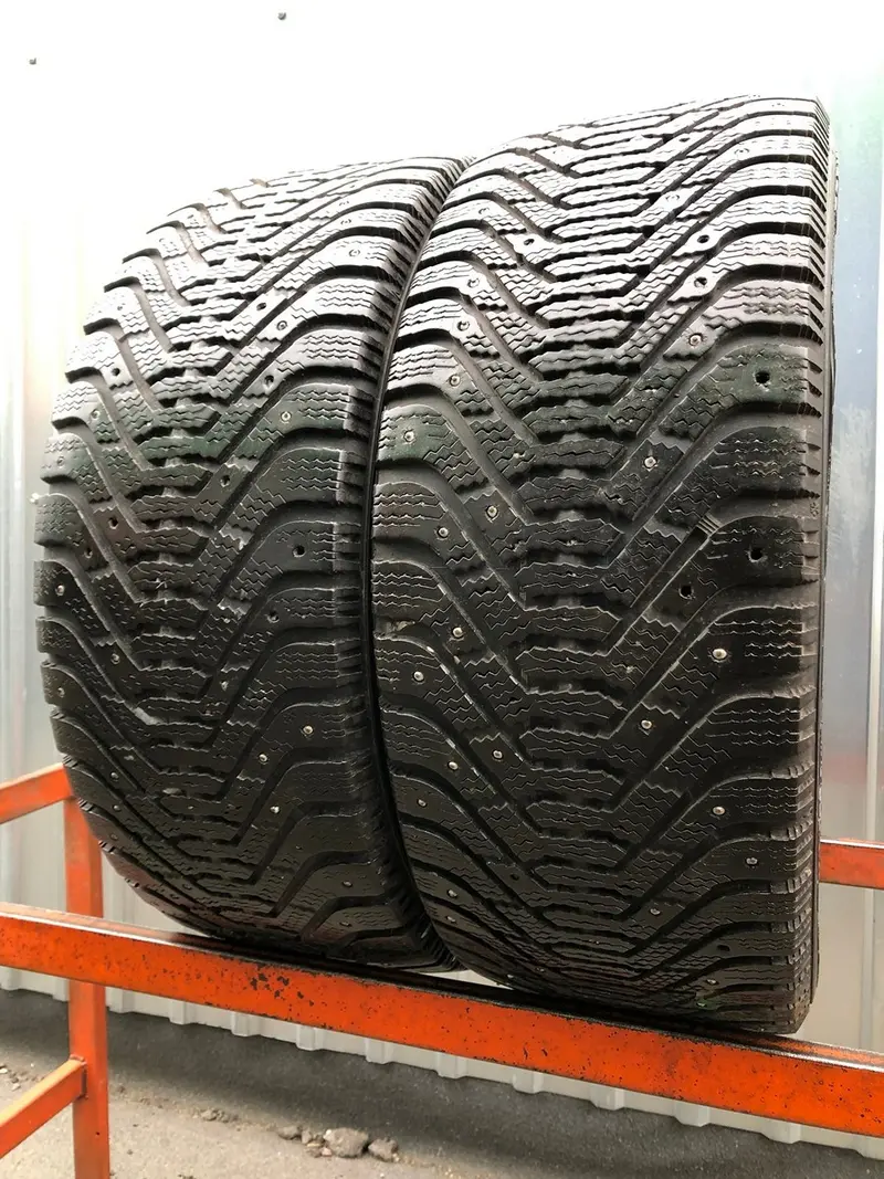 Пара б/у шин 225/45 R17 Goodyear Ultra Grip 500