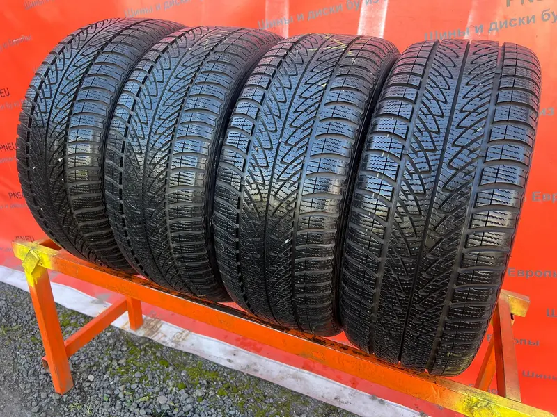Комплект б/у шин 225/45 R17 Goodyear Ultra Grip 8 Performance, фото 1