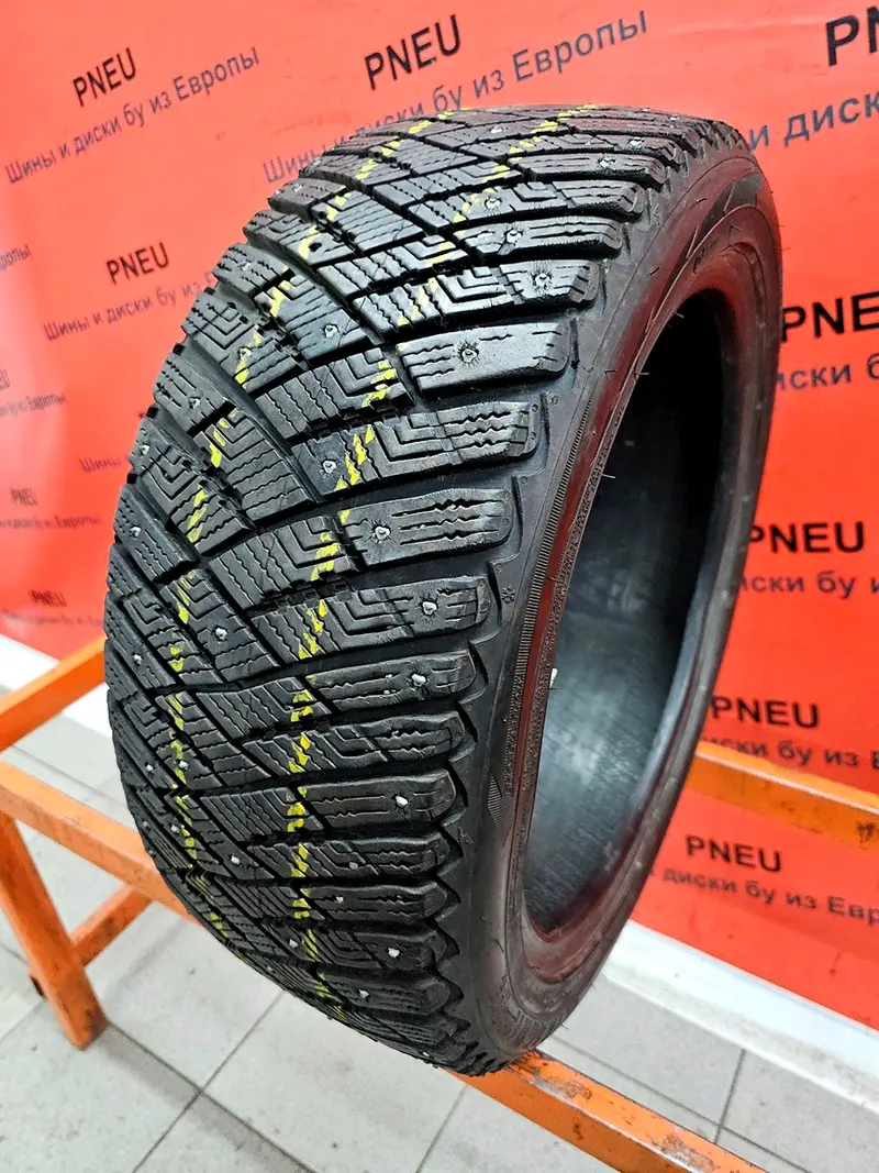 Б/у шина 225/45 R17 Goodyear Ultra Grip Ice Arctic