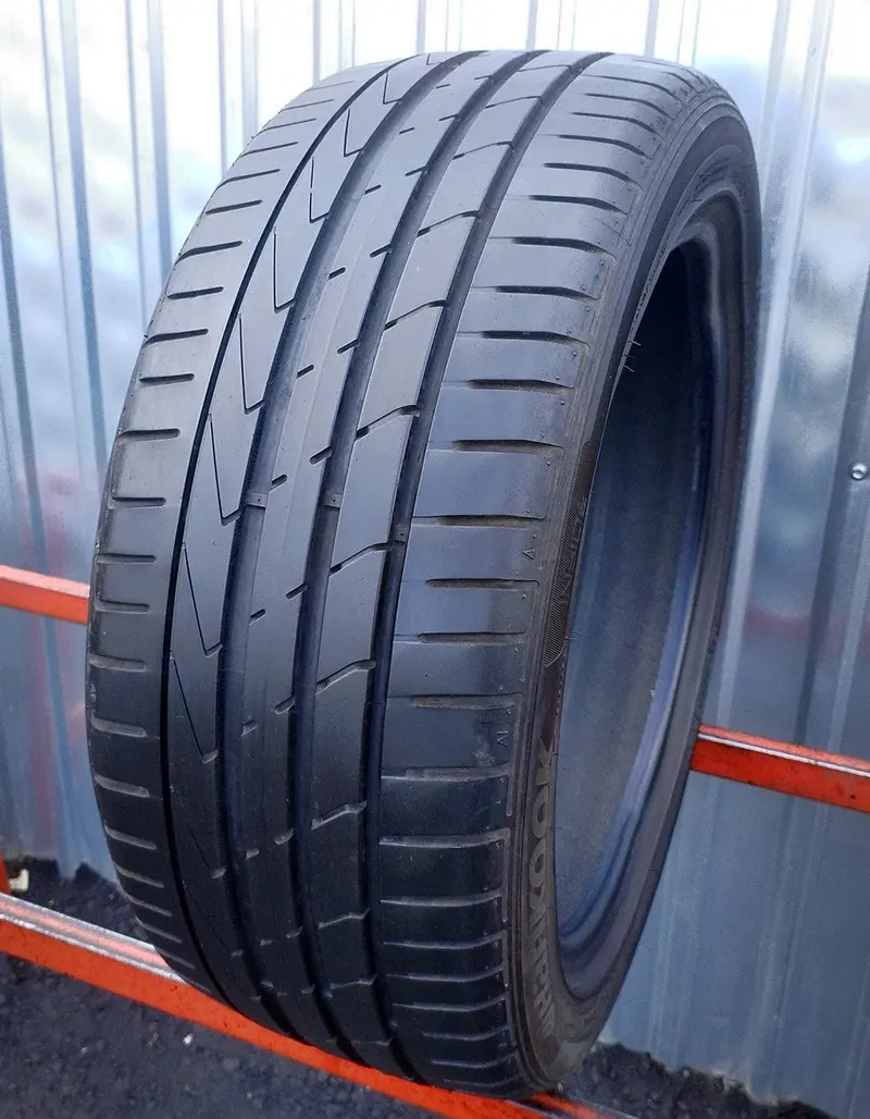 Б/у шина 225/45 R17 Hankook Ventus S1evo 2 K117