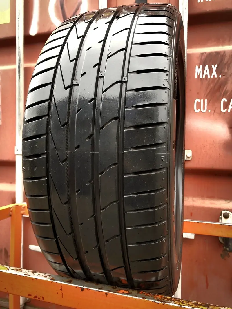 Б/у шина 225/45 R17 Hankook Ventus S1evo 2 K117, фото 1