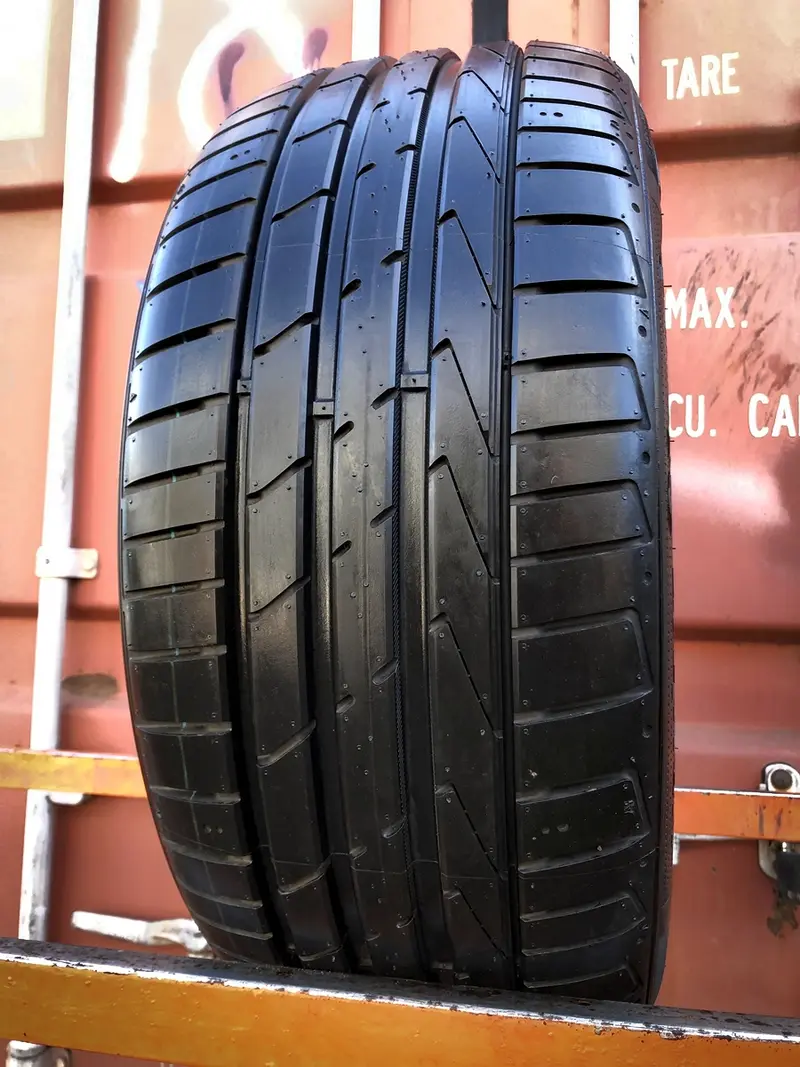 Б/у шина 225/45 R17 Hankook Ventus S1evo 2 K117