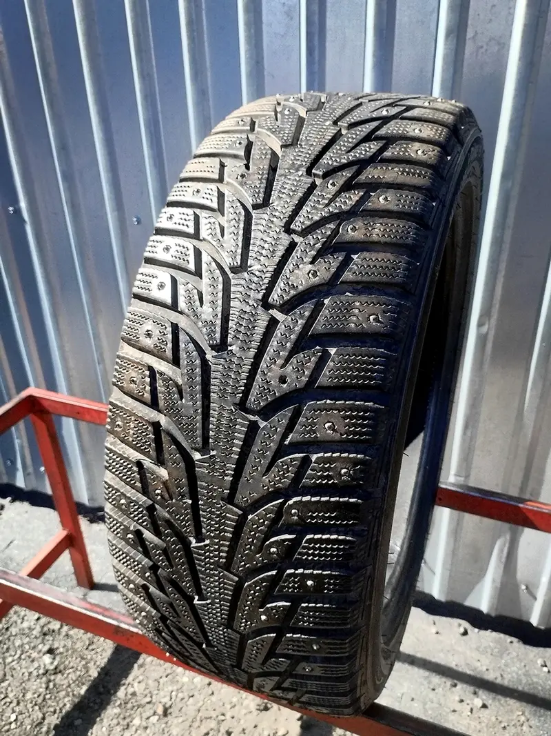 Б/у шина 225/45 R17 Hankook Winter I PIKE RS W419