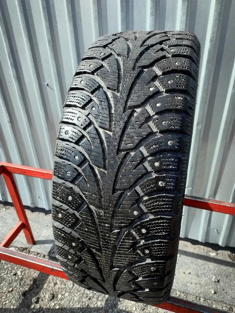 Б/у шина 225/45 R17 Hankook Winter I PIKE W409