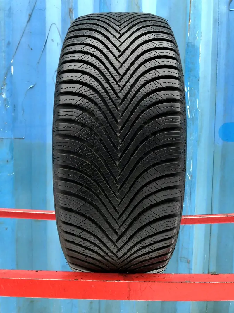 Б/у шина 225/45 R17 Michelin Alpin 5, фото 1
