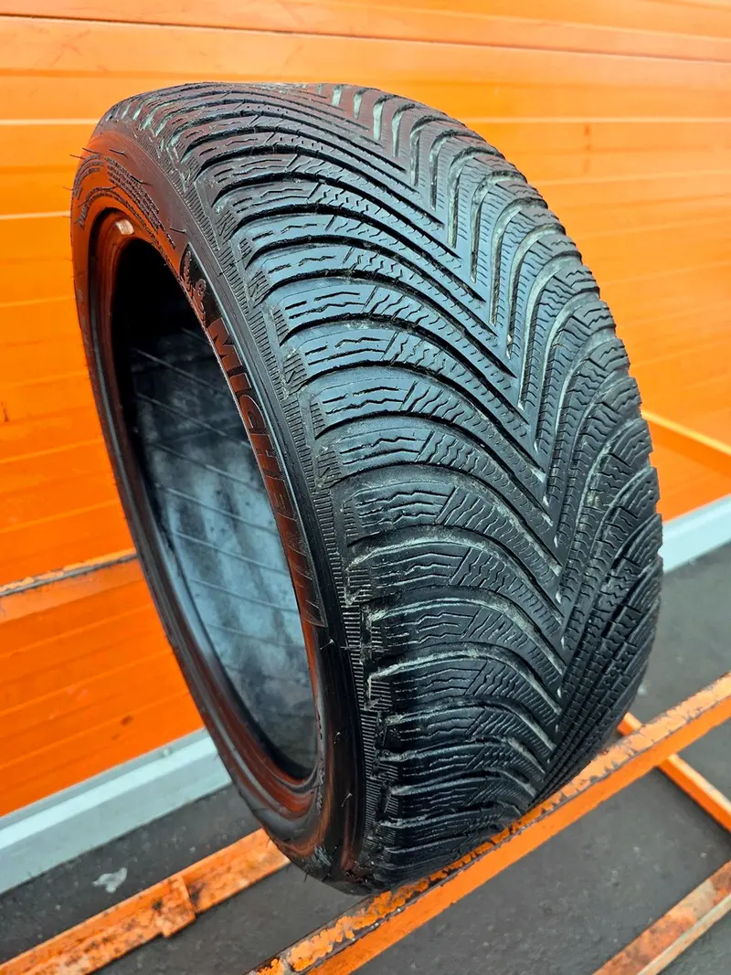 Б/у шина 225/45 R17 Michelin Pilot Alpin 5 RunFlat