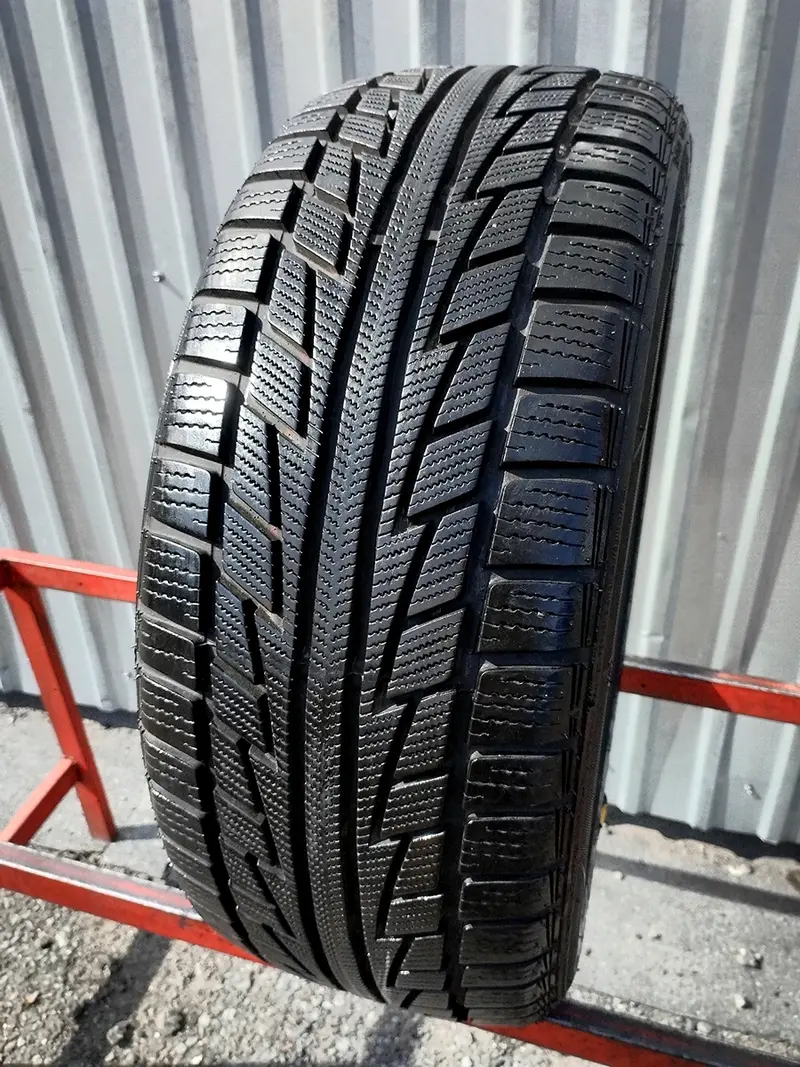 Б/у шина 225/45 R17 Nankang Snow Viva SV-2