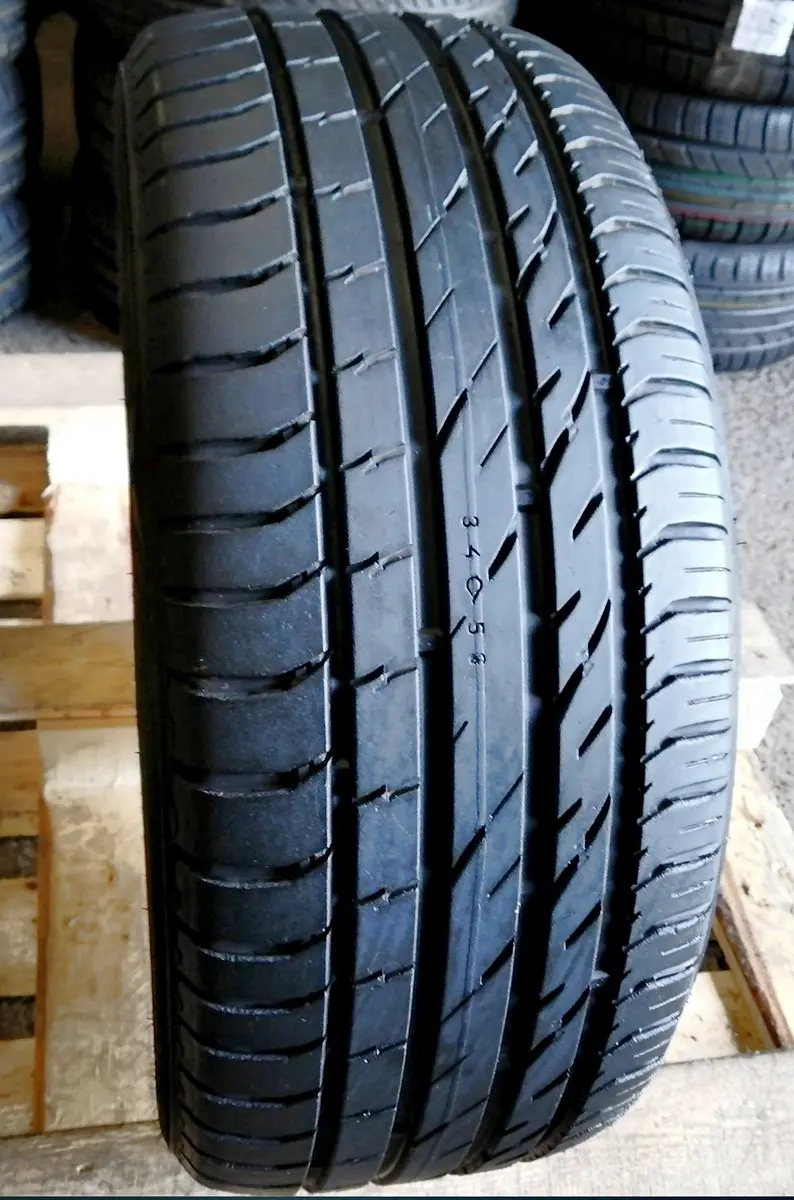 Б/у шина 225/45 R17 Nokian Line