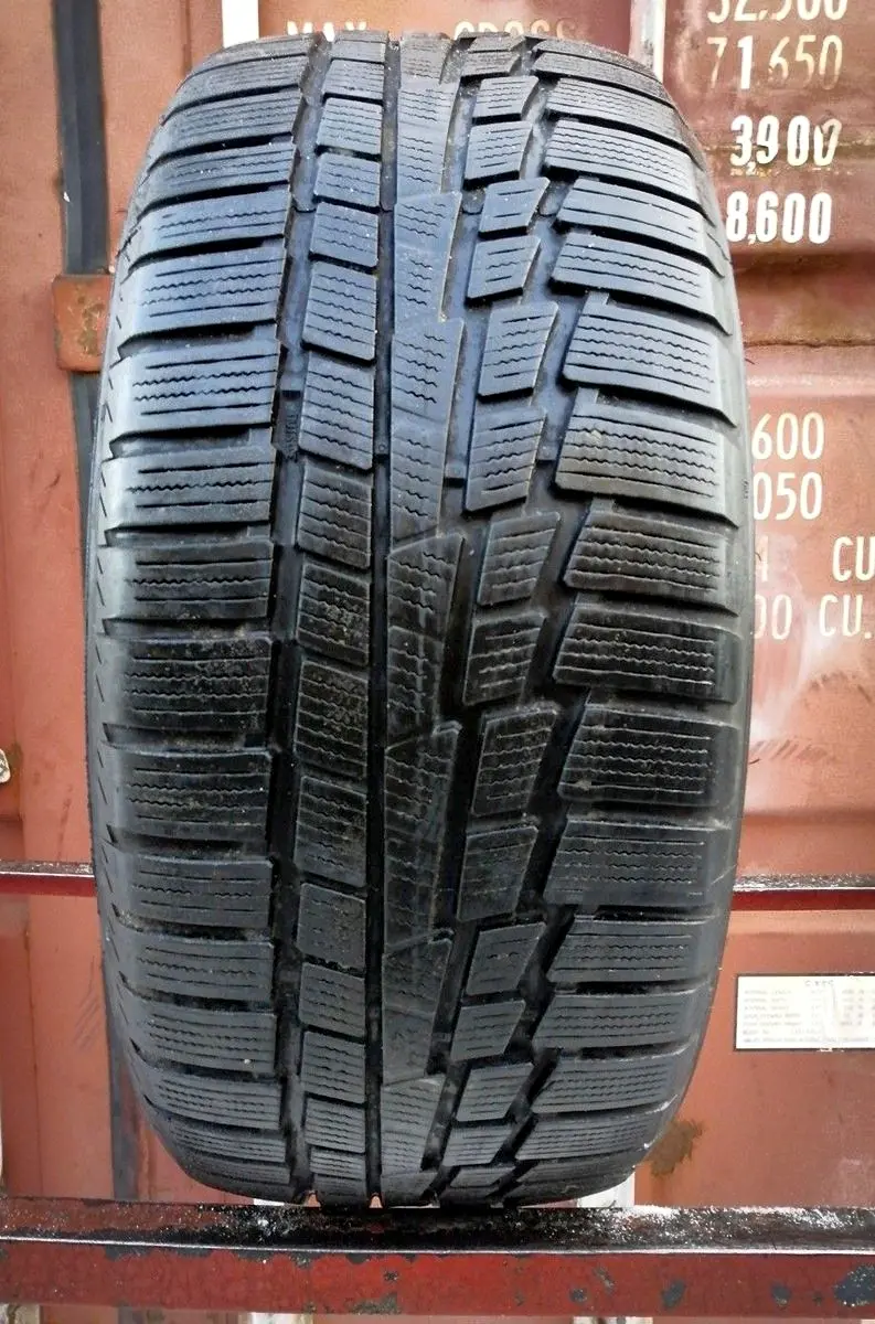 Б/у шина 225/45 R17 Nokian WR G2