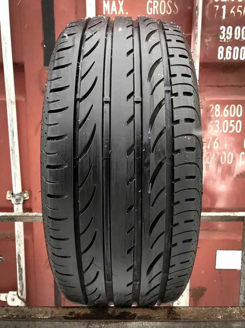 Б/у шина 225/45 R17 Pirelli P Zero Nero