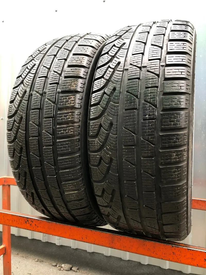 Пара б/у шин 225/45 R17 Pirelli Winter 210 Sottozero 2, фото 1