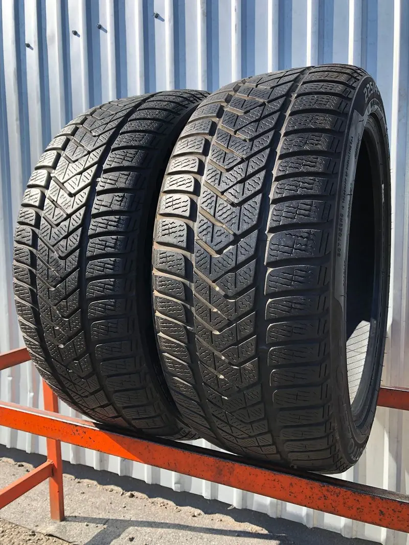 Пара б/у шин 225/45 R17 Pirelli Winter Sottozero 3