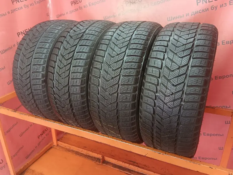 Комплект б/у шин 225/45 R17 Pirelli Winter Sottozero 3