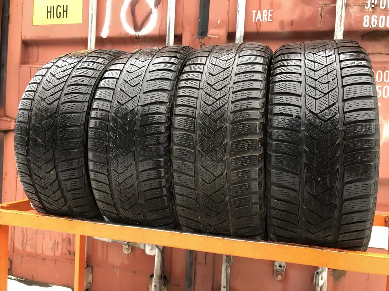 Комплект б/у шин 225/45 R17 Pirelli Winter Sottozero 3, фото 1