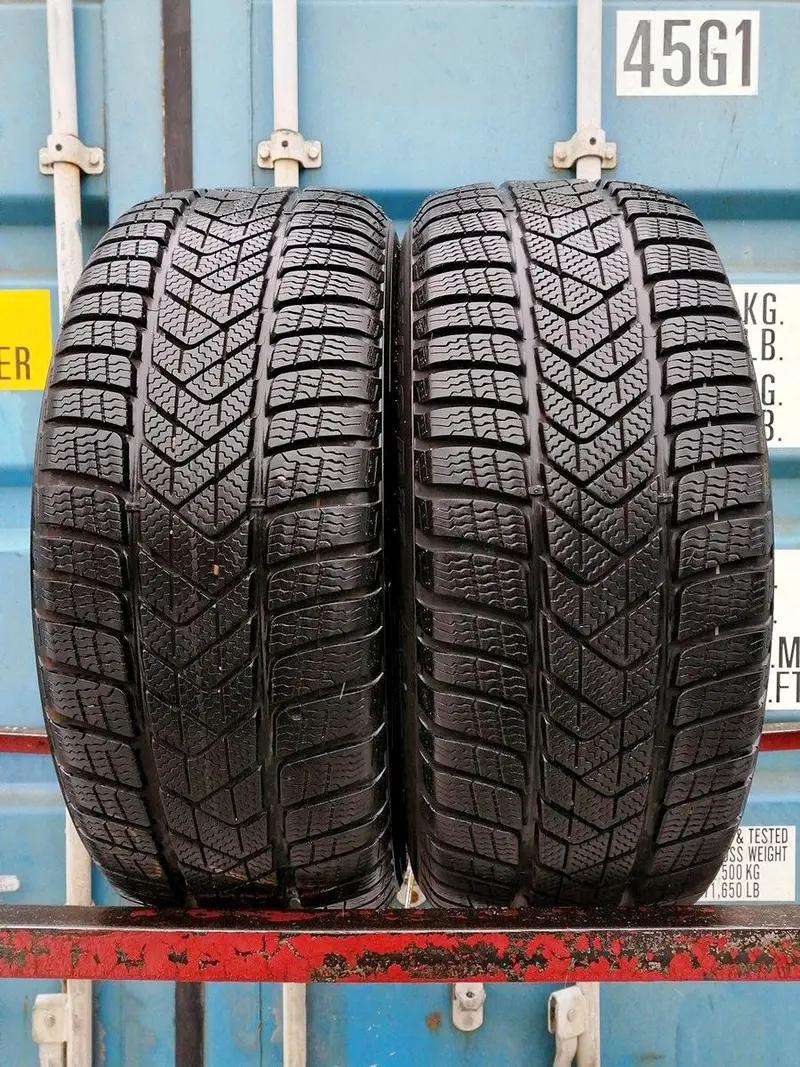 Пара б/у шин 225/45 R17 Pirelli Winter Sottozero 3 RunFlat