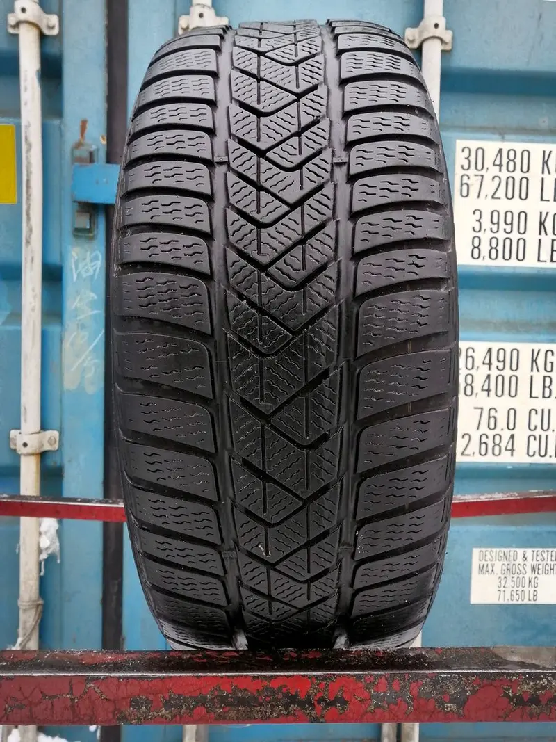 Б/у шина 225/45 R17 Pirelli Winter Sottozero 3 RunFlat, фото 1
