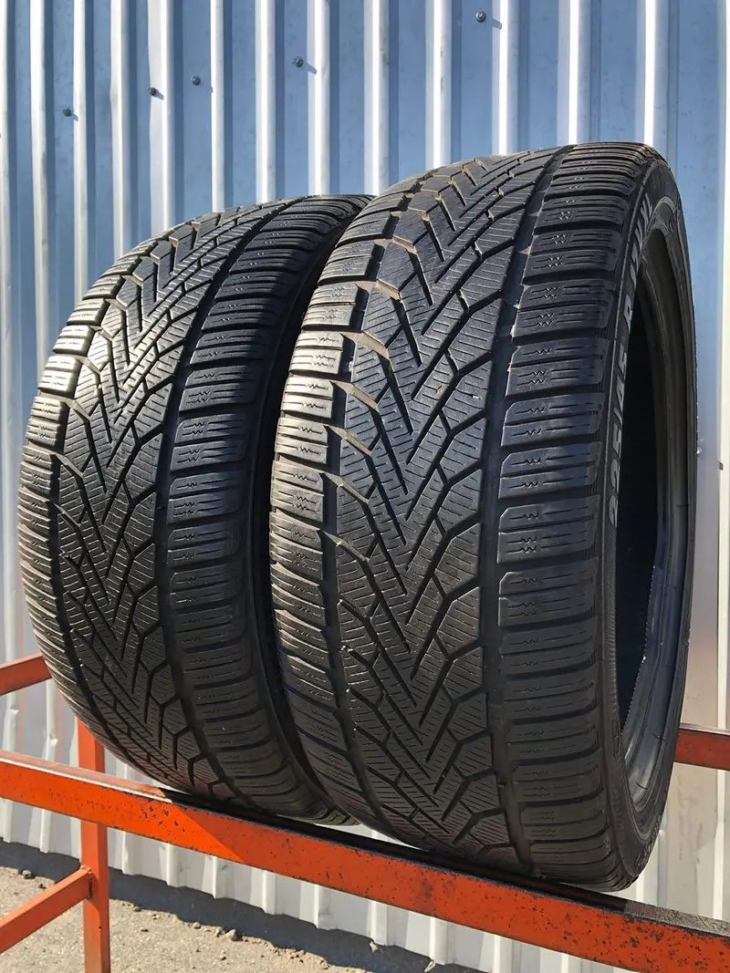 Пара б/у шин 225/45 R17 Semperit Speed-Grip 2
